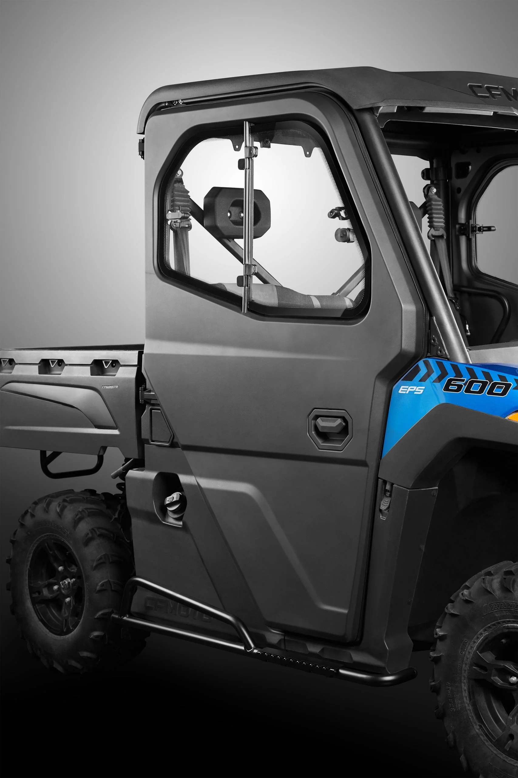 CFMOTO UForce 600 Cab Kit - Image 3