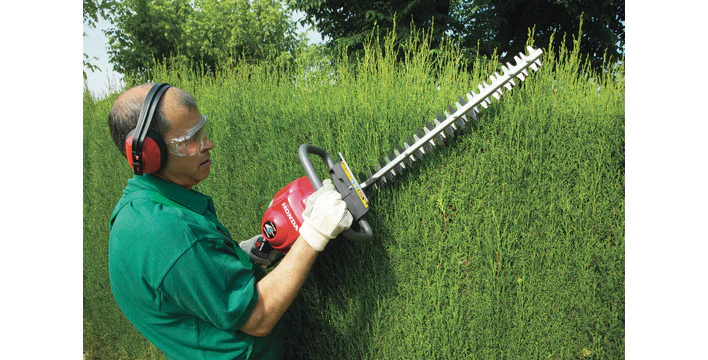 Honda HHH25D75E Double Blade Hedgetrimmer - Image 3