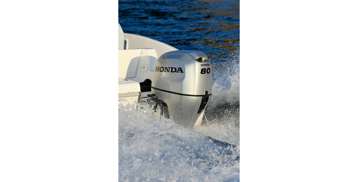 Honda BF80 Long Leg Remote Control Outboard - Image 4