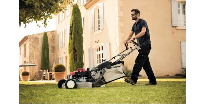 Honda HRD536QX 21" Rear Roller Lawnmower - Image 3