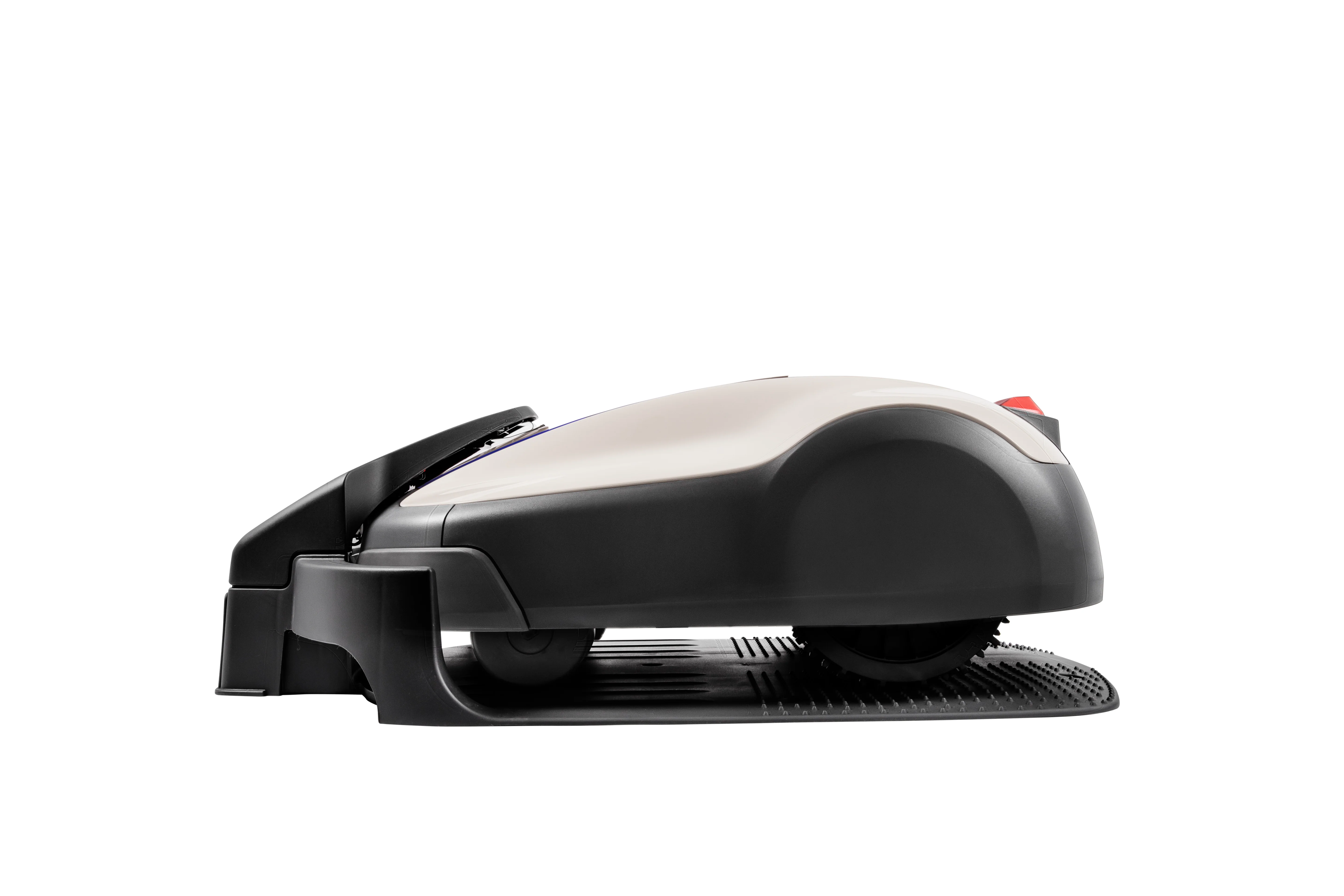 Honda HRM1500 LIVE Miimo Robotic Mower - Image 18