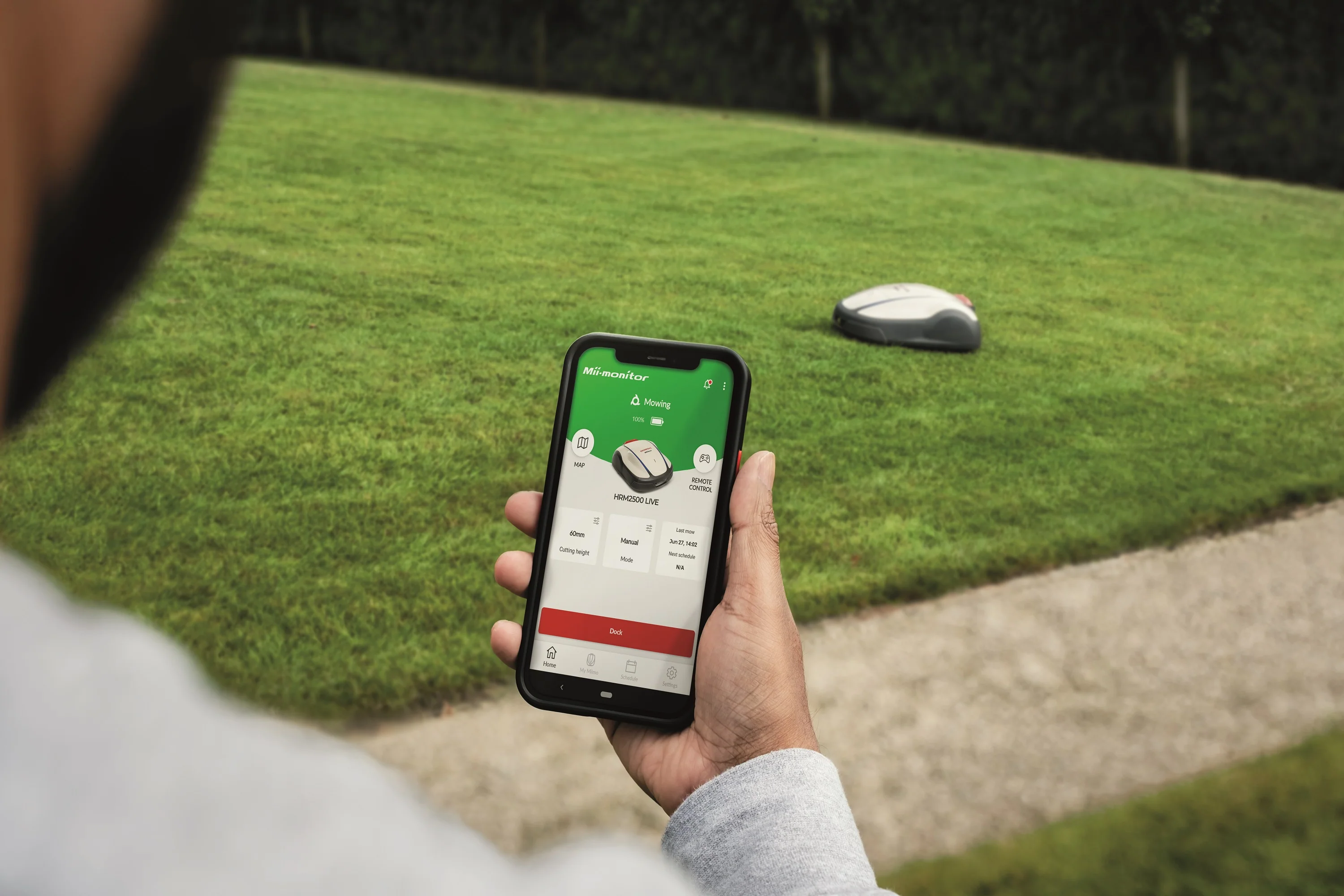 Honda HRM1500 LIVE Miimo Robotic Mower - Image 23