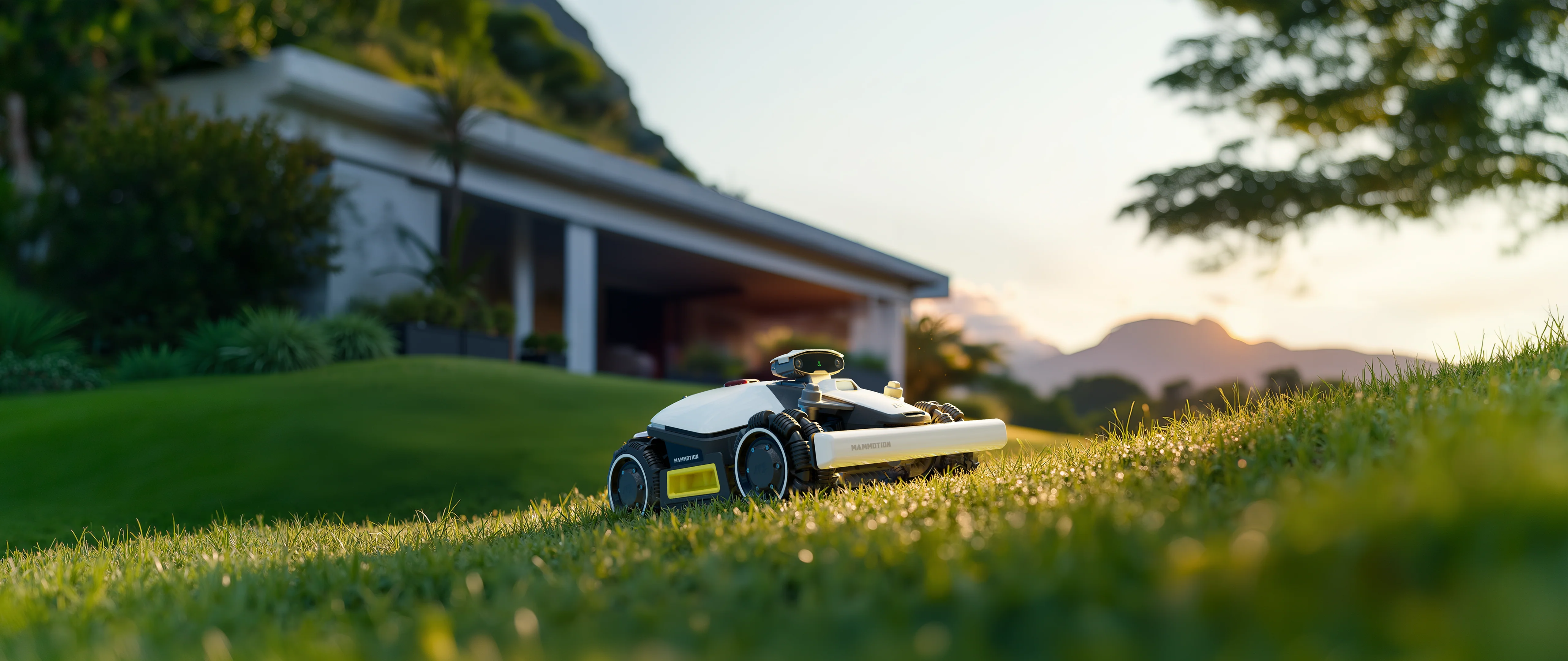 LUBA-MINI 1500m AWD ROBOTIC MOWER - Image 7