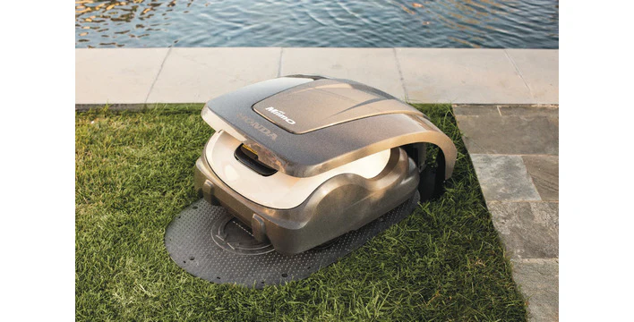 Honda HRM3000 Miimo Robotic Mower - Image 12