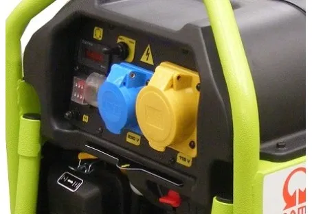 Pramac PX4000 2.7Kw AVR Generator - Image 3